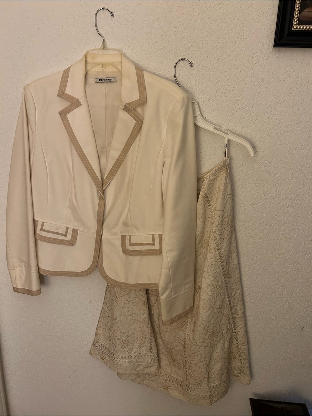 Nygard Cream Two-Piece Skirt Suit with Tan Trim. 12. Well made!